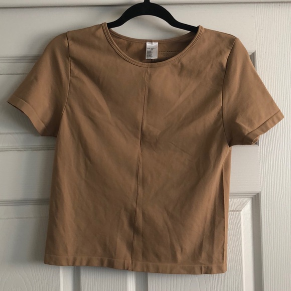 WMNS 5/6 SUPER SOFT SCULPT TEE- GOOD AMERICAN NWOTS - Picture 3 of 4